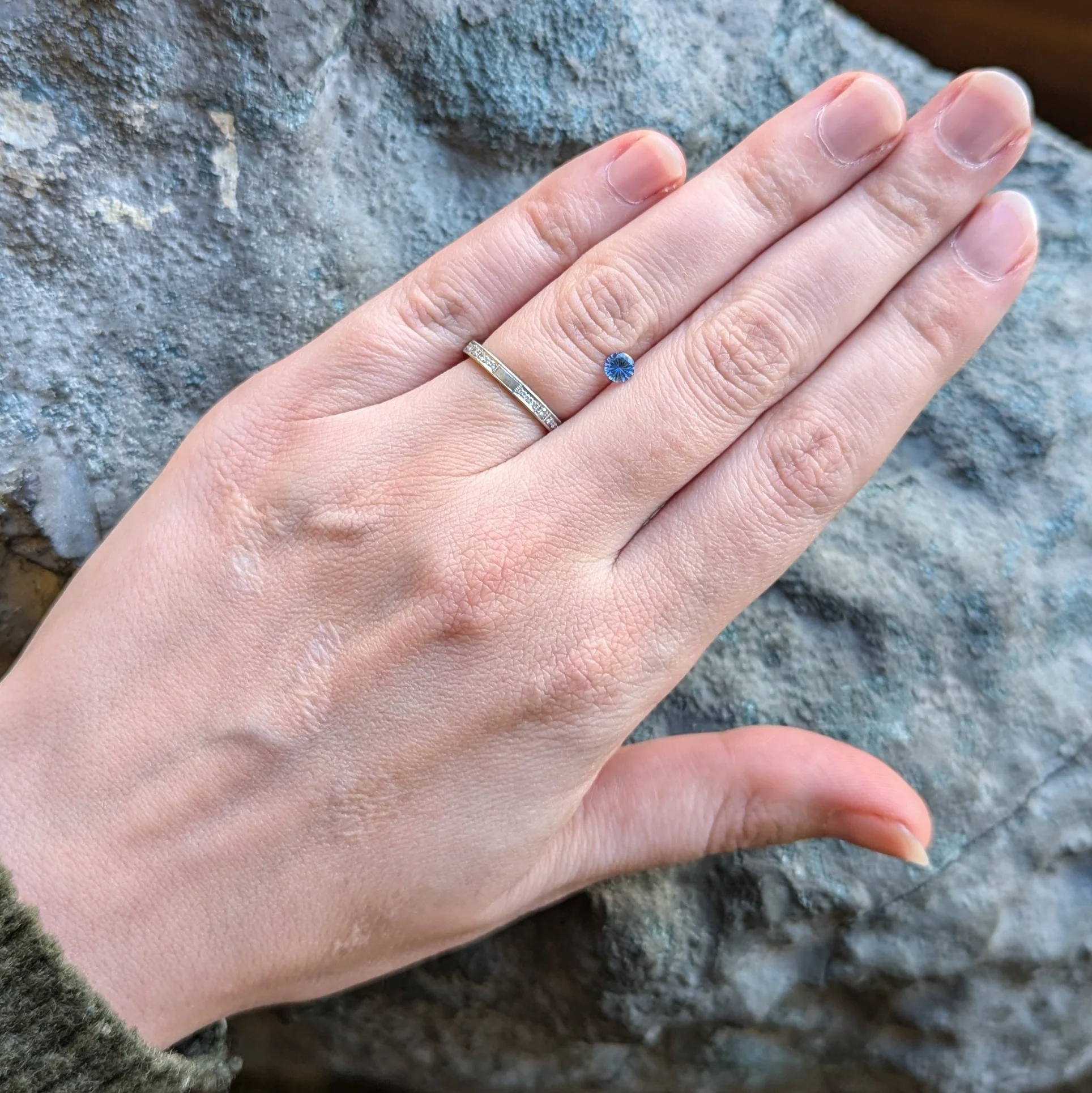Thumb 5